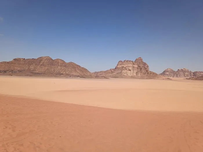 טיול יומי לואדי ראם - תאריך לבחירה